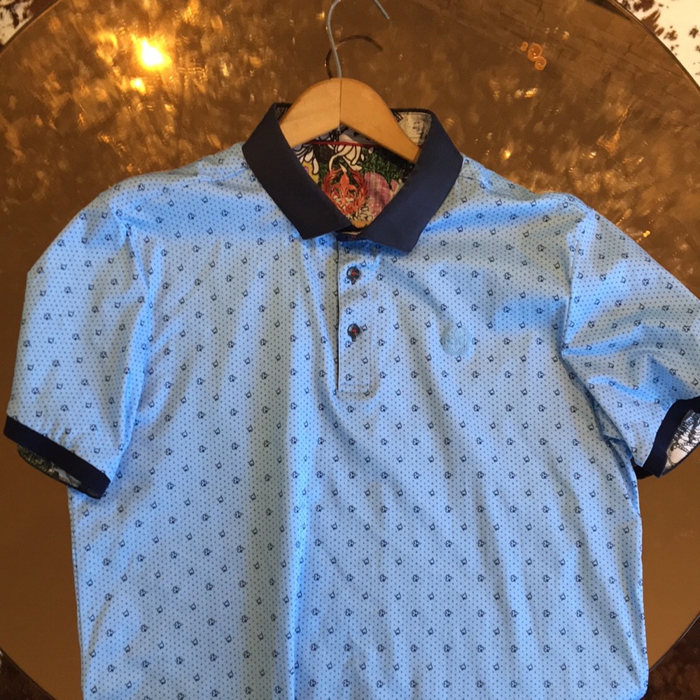 Polo au noir